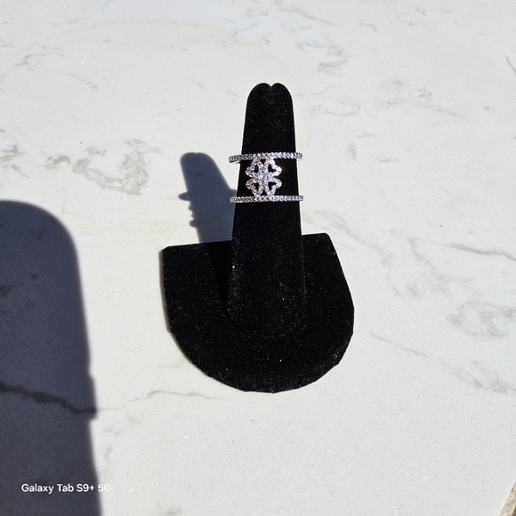 Silver Intricate Pattern Ring Jewelry - Picture 5 of 7